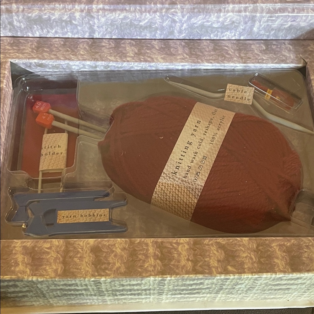 Reader's Digest Knitting Set - Multicolor - Picture 2 of 4